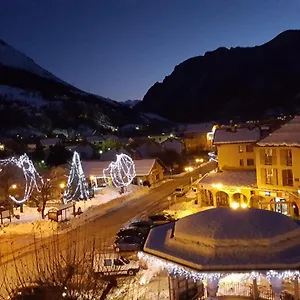 https://hotel-restaurant-glaizette.fr-provencehotel.com